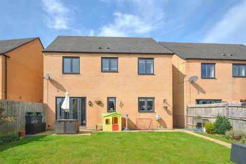 4 bedroom detached house for sale, Scott Close, Northampton NN5