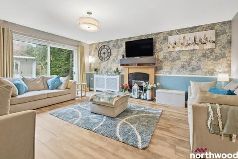 37 Moretons, Galleywood, Chelmsford, CM2 8RG