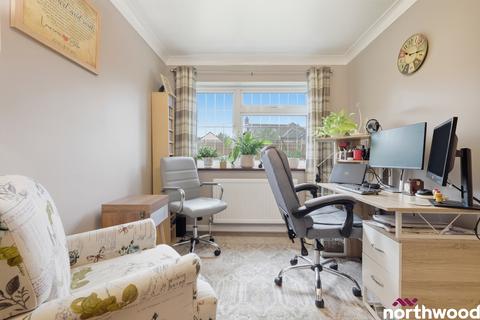 37 Moretons, Galleywood, Chelmsford, CM2 8RG