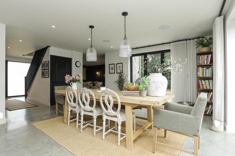 4 bedroom detached house for sale, Manns Hill, Bossingham, Canterbury, Kent, CT4