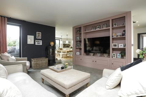 4 bedroom detached house for sale, Manns Hill, Bossingham, Canterbury, Kent, CT4