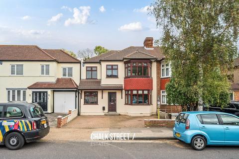 3 bedroom semi-detached house for sale, Albany Road, Hornchurch, RM12