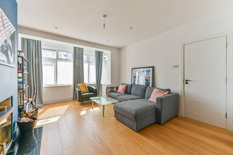 undefined, Warwick Road, Birkbeck, London, SE20