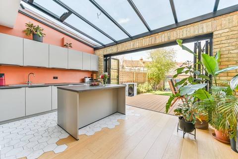 undefined, Warwick Road, Birkbeck, London, SE20