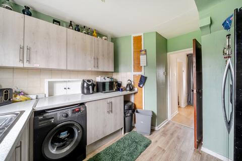 3 bedroom semi-detached house for sale, Woodhall Drive, Lincoln, Lincolnshire, LN2