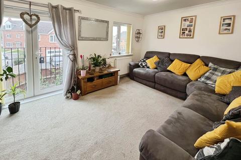 4 bedroom end of terrace house for sale, Radulf Gardens, West Yorkshire WF15