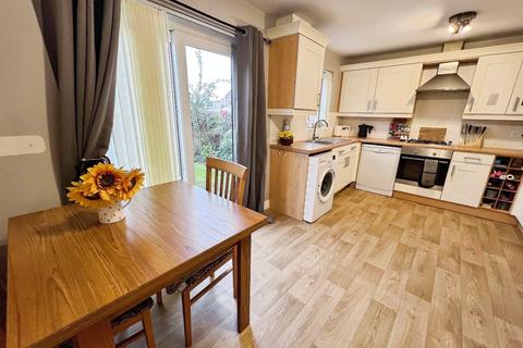 4 bedroom end of terrace house for sale, Radulf Gardens, West Yorkshire WF15