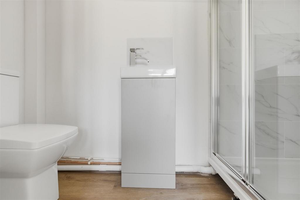 19 Halesworth Road 8.jpg