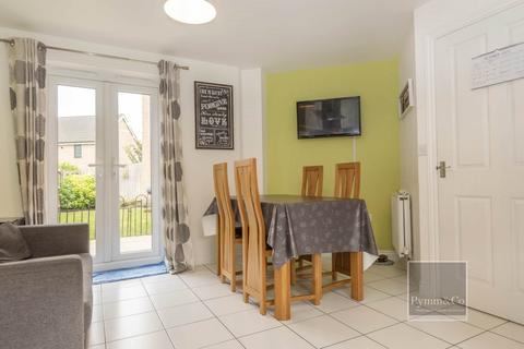 3 bedroom semi-detached house for sale, Peter Pulling Drive, Norwich NR8