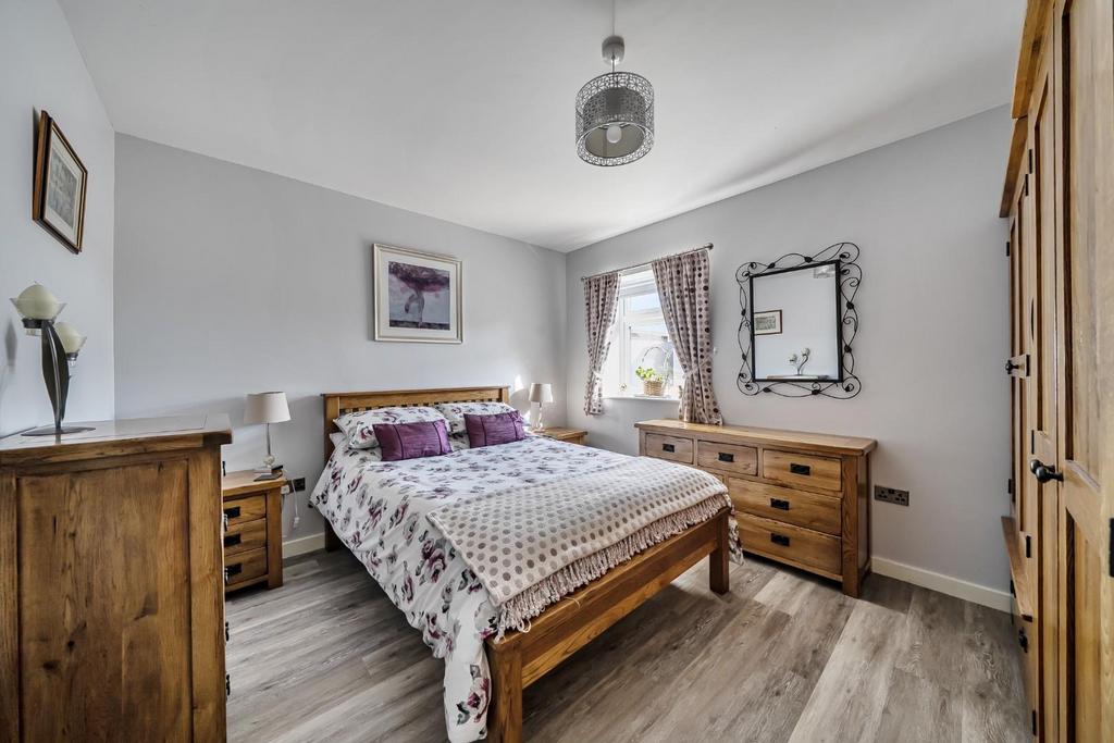 Bedroom 3.jpg