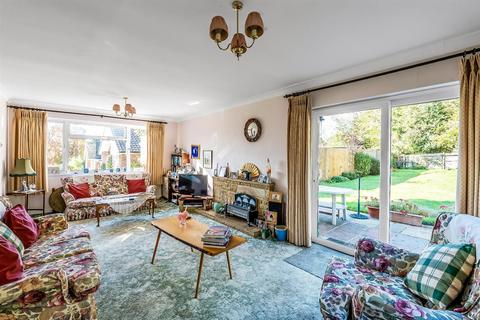 5 bedroom detached house for sale, REVELL DRIVE, FETCHAM, KT22