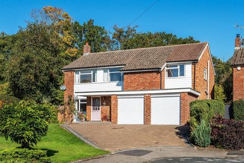 undefined, REVELL DRIVE, FETCHAM, KT22