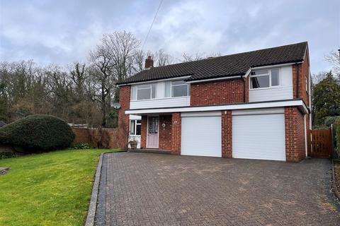 5 bedroom detached house for sale, REVELL DRIVE, FETCHAM, KT22