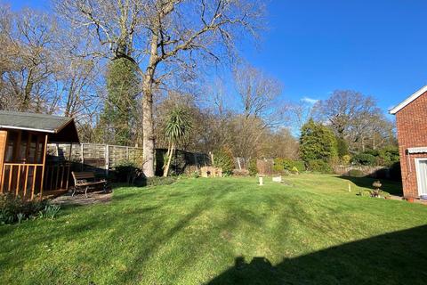undefined, REVELL DRIVE, FETCHAM, KT22