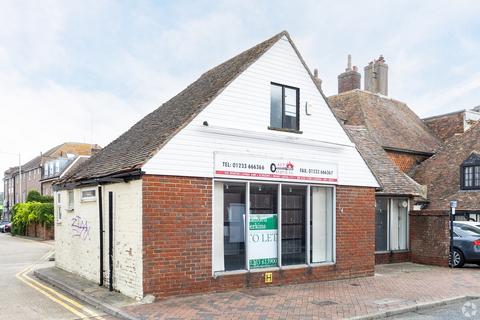 Retail property (high street) to rent, 2 Park St Ashford TN24 8LG