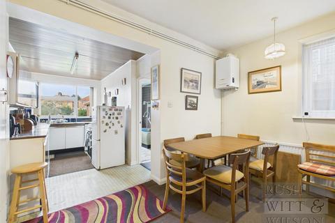 3 bedroom semi-detached house for sale, Mildenhall Drive, St. Leonards-On-Sea