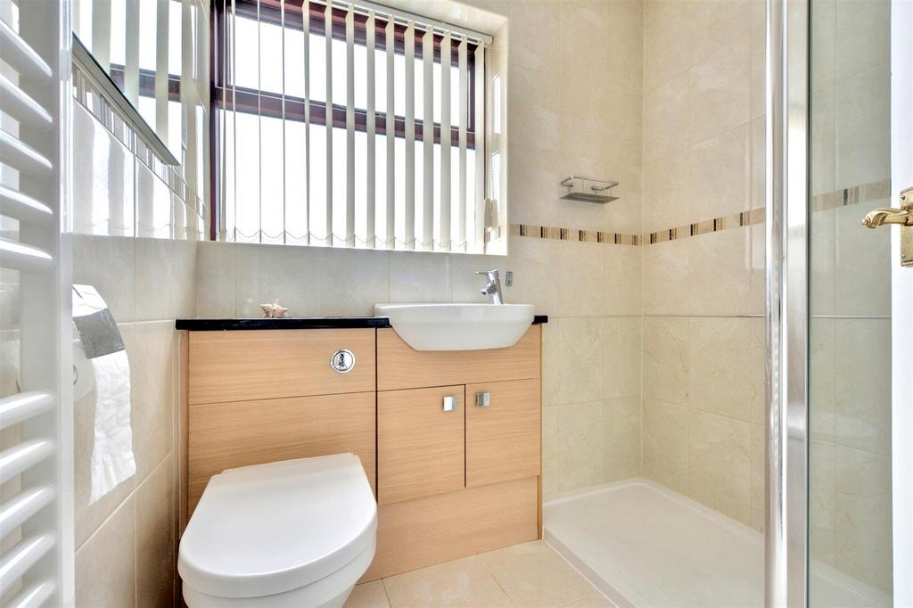 Shower Room (2).jpeg