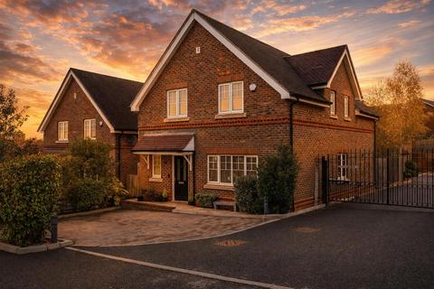 4 bedroom detached house for sale, Woodlands Road, Epsom, Surrey, KT18 7HP