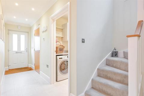 4 bedroom detached house for sale, Woodlands Road, Epsom, Surrey, KT18 7HP