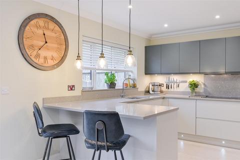 4 bedroom detached house for sale, Woodlands Road, Epsom, Surrey, KT18 7HP