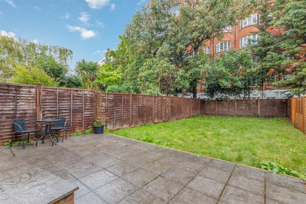 South Facing Rear Garden