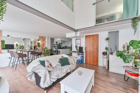 2 bedroom flat for sale, Cadogan Road, Woolwich Riverside, London, SE18