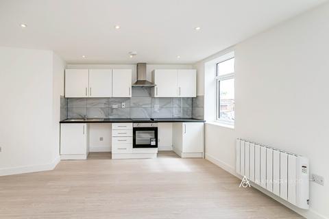 1 bedroom flat to rent, High Street, High Street HP20