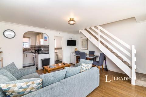 3 bedroom terraced house to rent, Waterside Park, Waterside Park, NR32