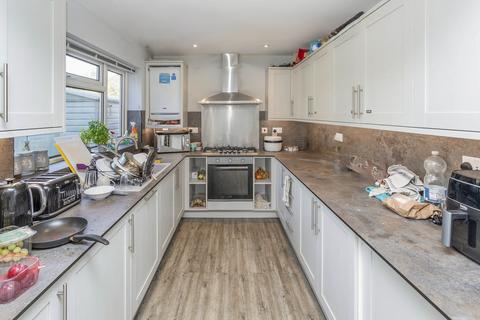 1 bedroom in a house share to rent, Chaucer Drive, Buckinghamshire HP21