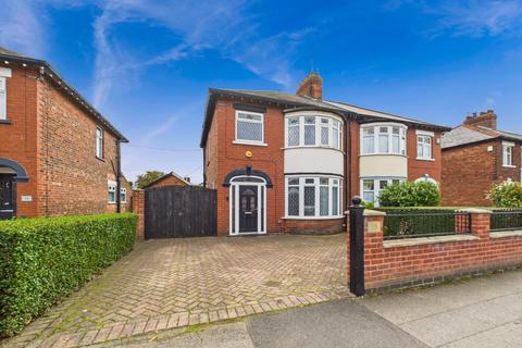 3 bedroom semi-detached house for sale, Cavendish Road, Hull,  HU8 0JU