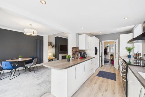 Cavendish Road, Hull, HU8 0JU