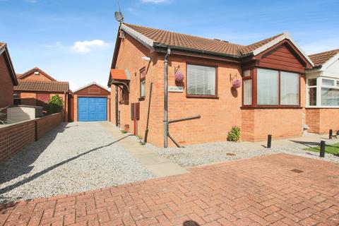 2 bedroom semi-detached bungalow for sale, Hunter Close, Preston, Hull,  HU12 8XD