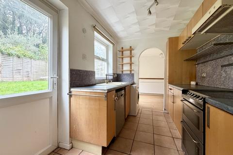 3 bedroom house to rent, High Street, Greenhithe, DA9