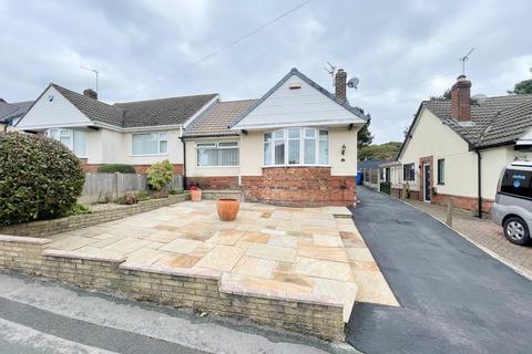 2 bedroom semi-detached bungalow for sale, Ennerdale Road, Woodley