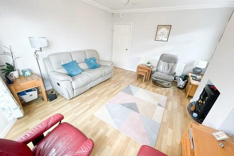 2 bedroom semi-detached bungalow for sale, Ennerdale Road, Woodley