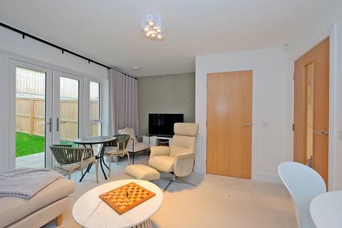 undefined, 5 Forest View Road, Cults, Aberdeen, AB15 9FQ