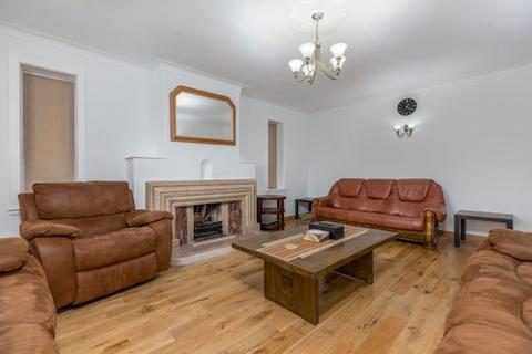 undefined, St Vigeans Avenue, Newton Mearns