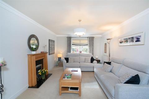 undefined, Sedgegarth, Leeds LS14