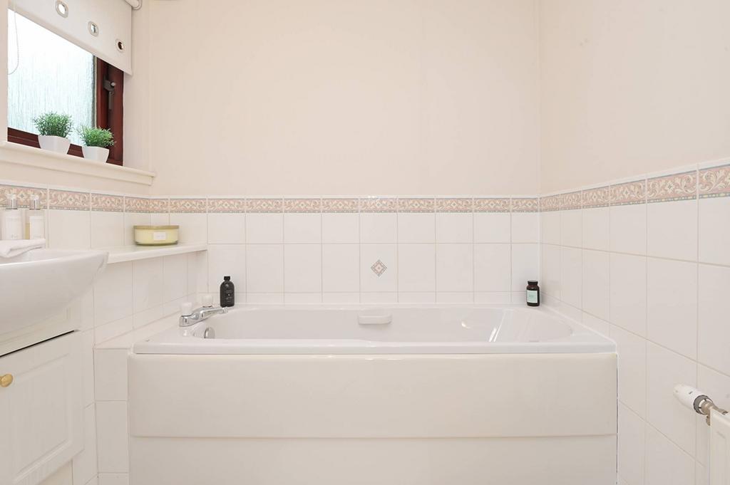 MFL6240357 157.jpg
