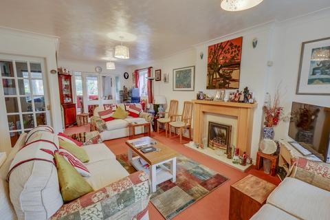 undefined, Haven Chase, Leeds, West Yorkshire, LS16