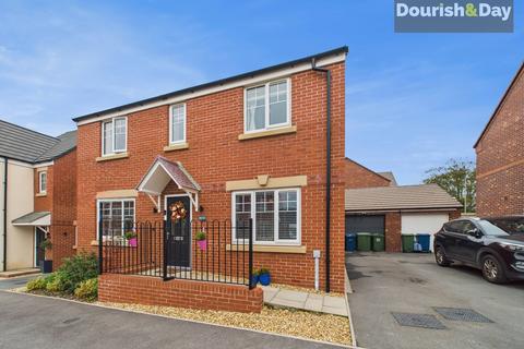 4 bedroom detached house for sale, Harris View, Stone ST15