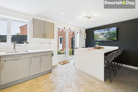 4 bedroom detached house for sale, Harris View, Stone ST15