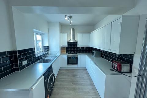 6 bedroom semi-detached house to rent, Filton, Bristol BS34