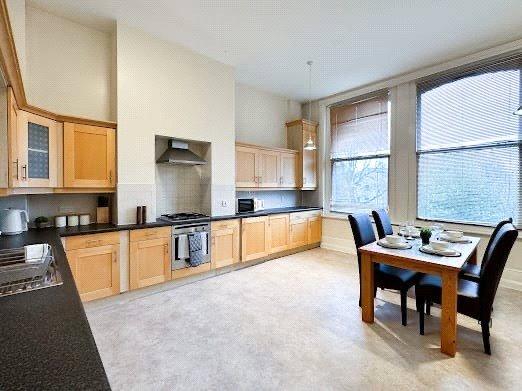 Kitchen/Dining Space