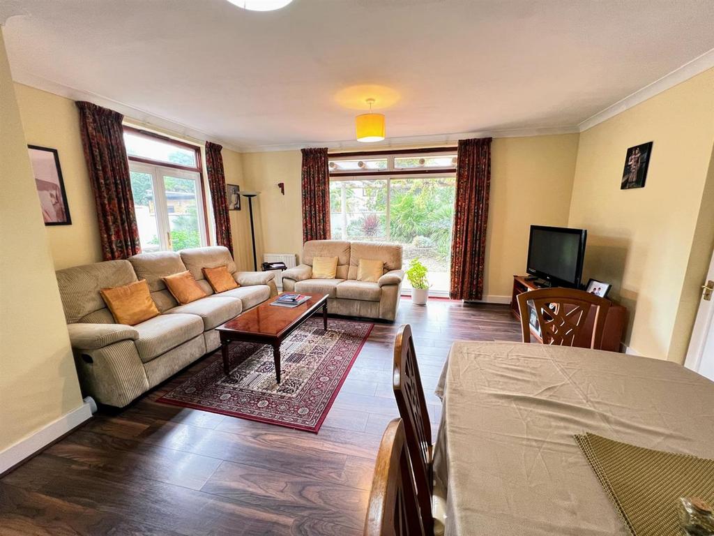 05a.jpg