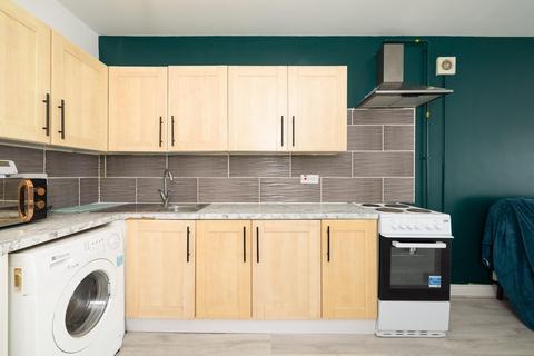1 bedroom flat for sale, St. Johns Lane, Bedminster