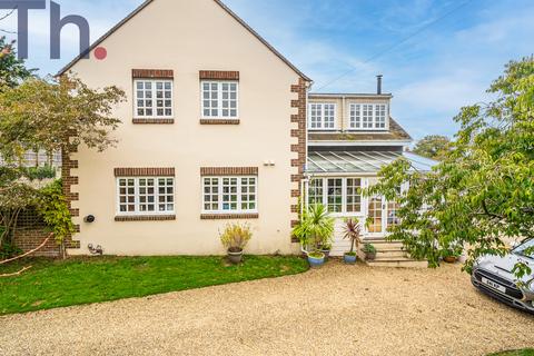 undefined, Farriers Way, Newport PO30