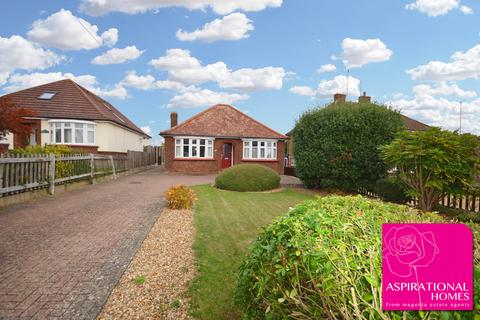 undefined, London Road, Raunds
