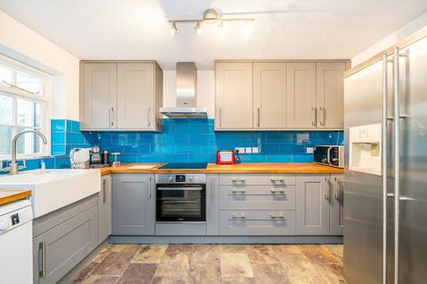 5 bedroom terraced house for sale, Clifden Road, Twickenham TW1