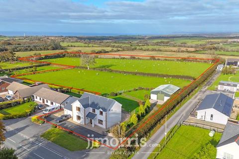 4 bedroom property with land for sale, Pentre'r Bryn, Llandysul